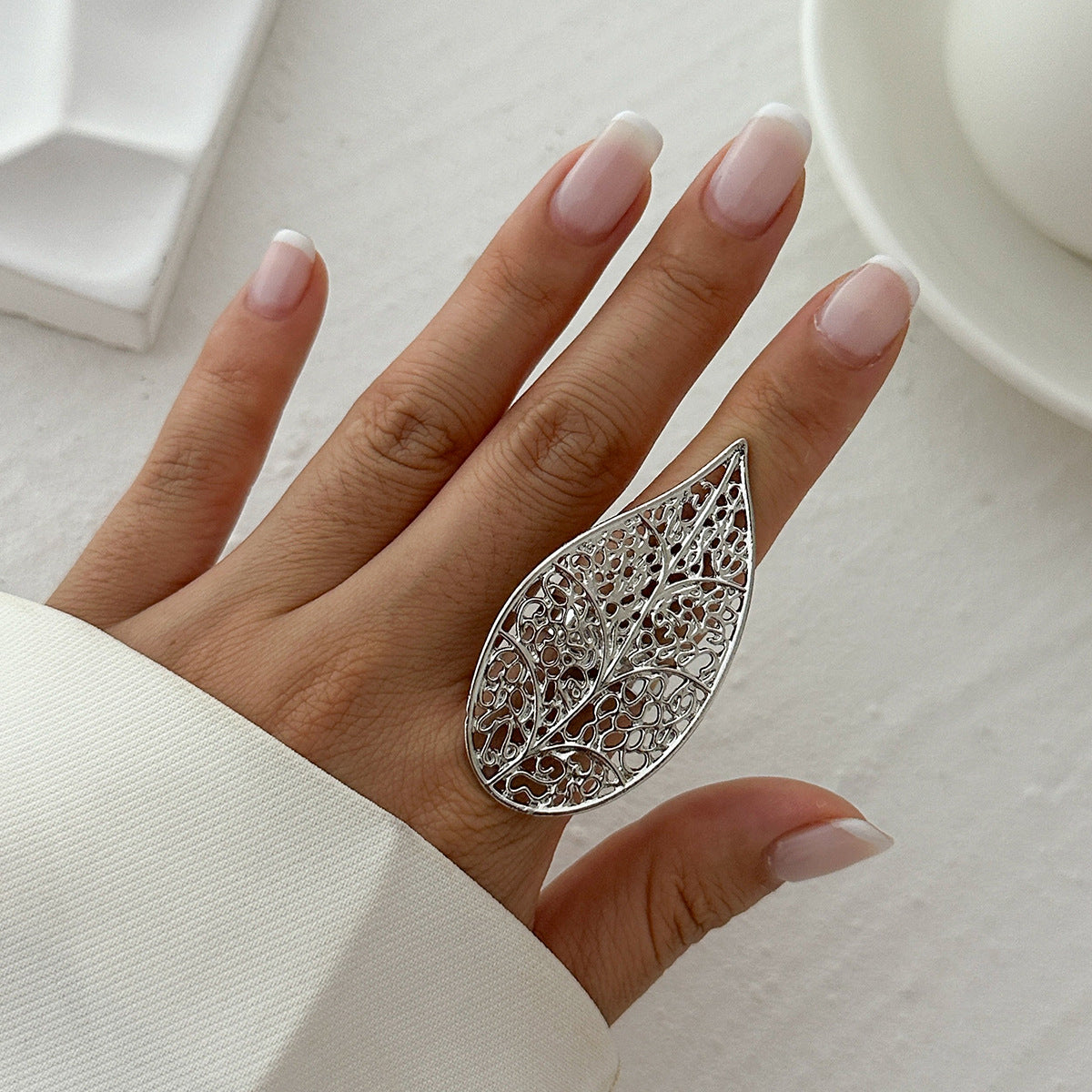 Zilora – Eleganter Wickelring mit Perlen-Design ✨ Verstellbar und stilvoll