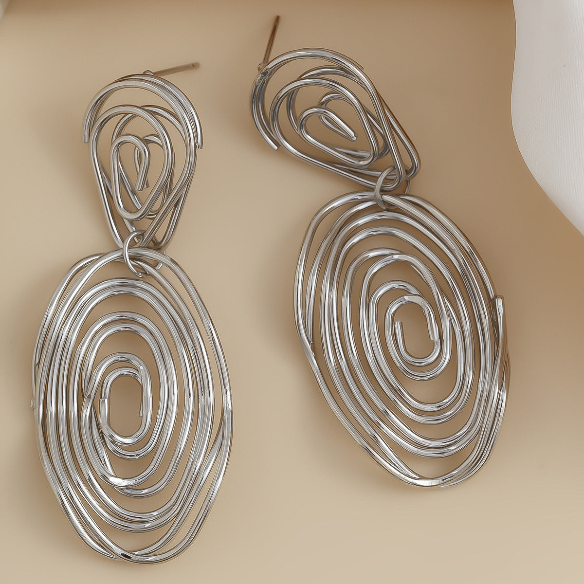 Ins pleated metal texture earrings exaggerated irregular earrings Business waterdrop earrings