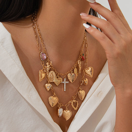Zilora – Elegante Kreuz-Kette mit Strass und Perlen 💎