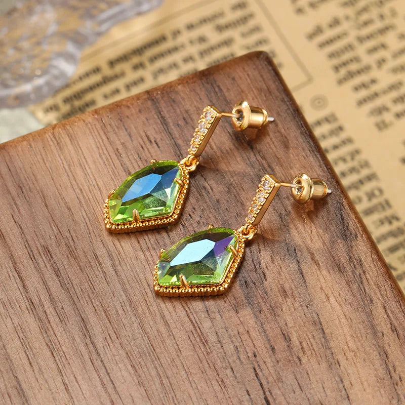Zilora – Luxuriöse Glas-Kristall Ohrringe 💎 Glanzvoll & Modern