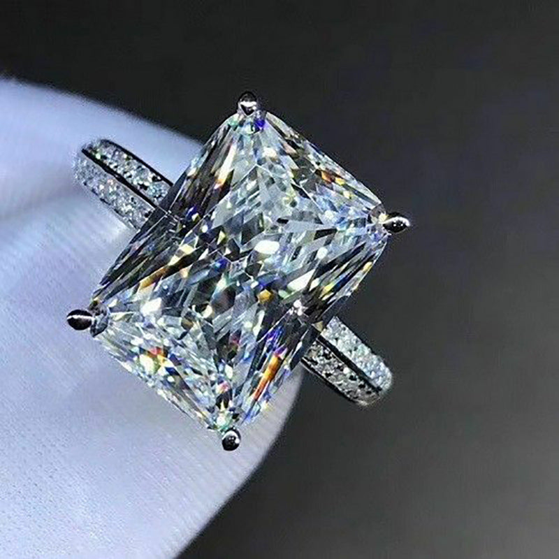 Zilora – Oversize-Zirkonring ✨ Stilvoll und zeitlos