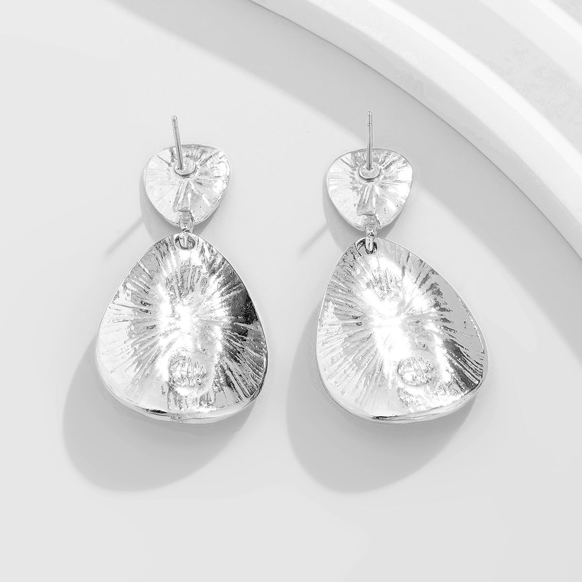 Temperament droplet shaped micro inlaid turquoise pleated earrings with simple geometric texture earrings
