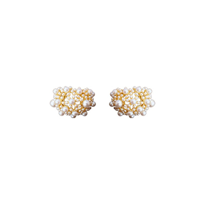 French retro palace style earrings with light luxury and high-end feel