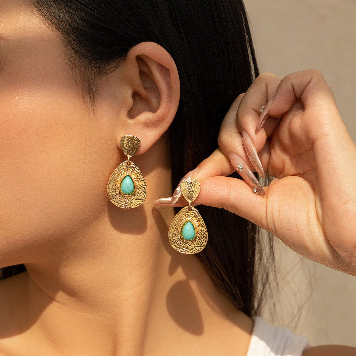 Temperament droplet shaped micro inlaid turquoise pleated earrings with simple geometric texture earrings