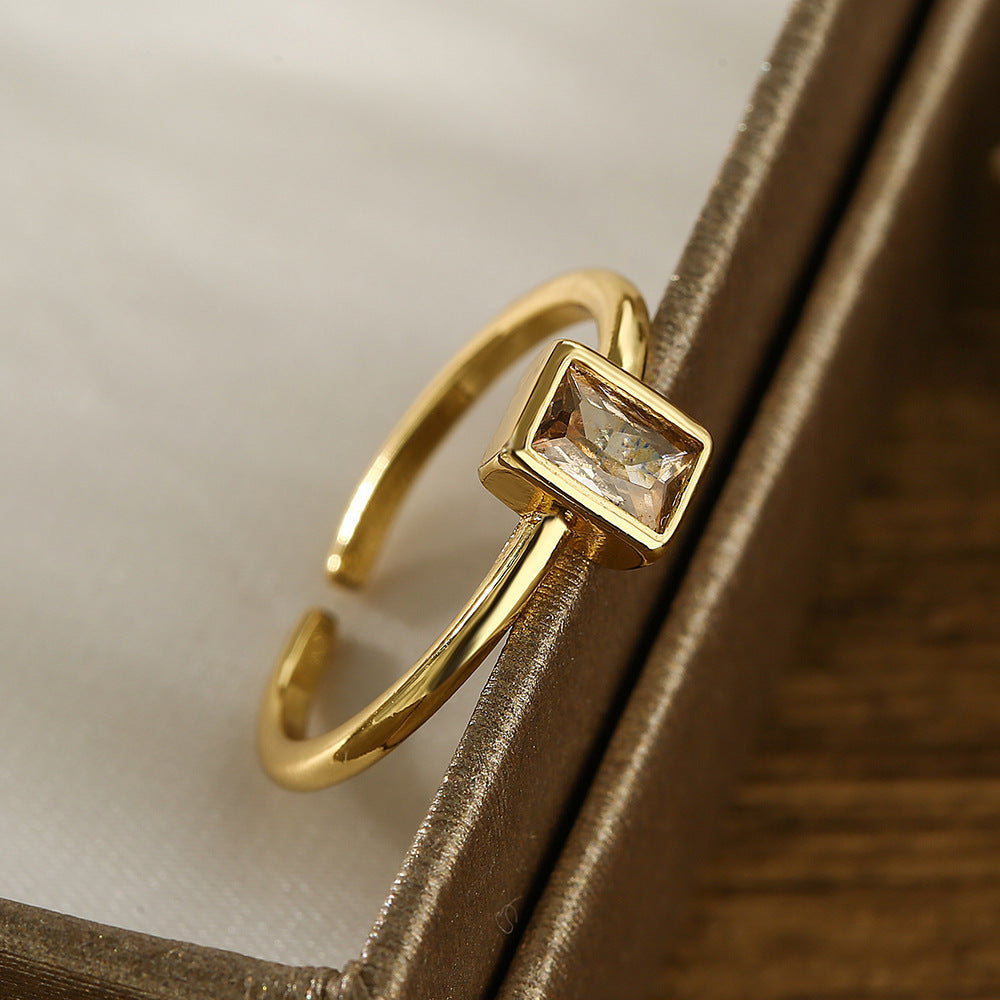 Zilora – Moderner Statement-Ring 🌙 Verstellbare Größe für perfekten Sitz