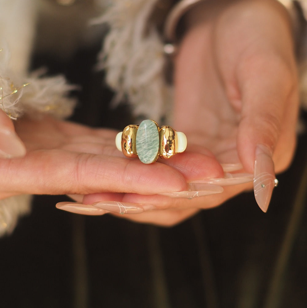 Zilora – Minimalistischer Designer-Ring ✨ Europäischer Stil in Gold