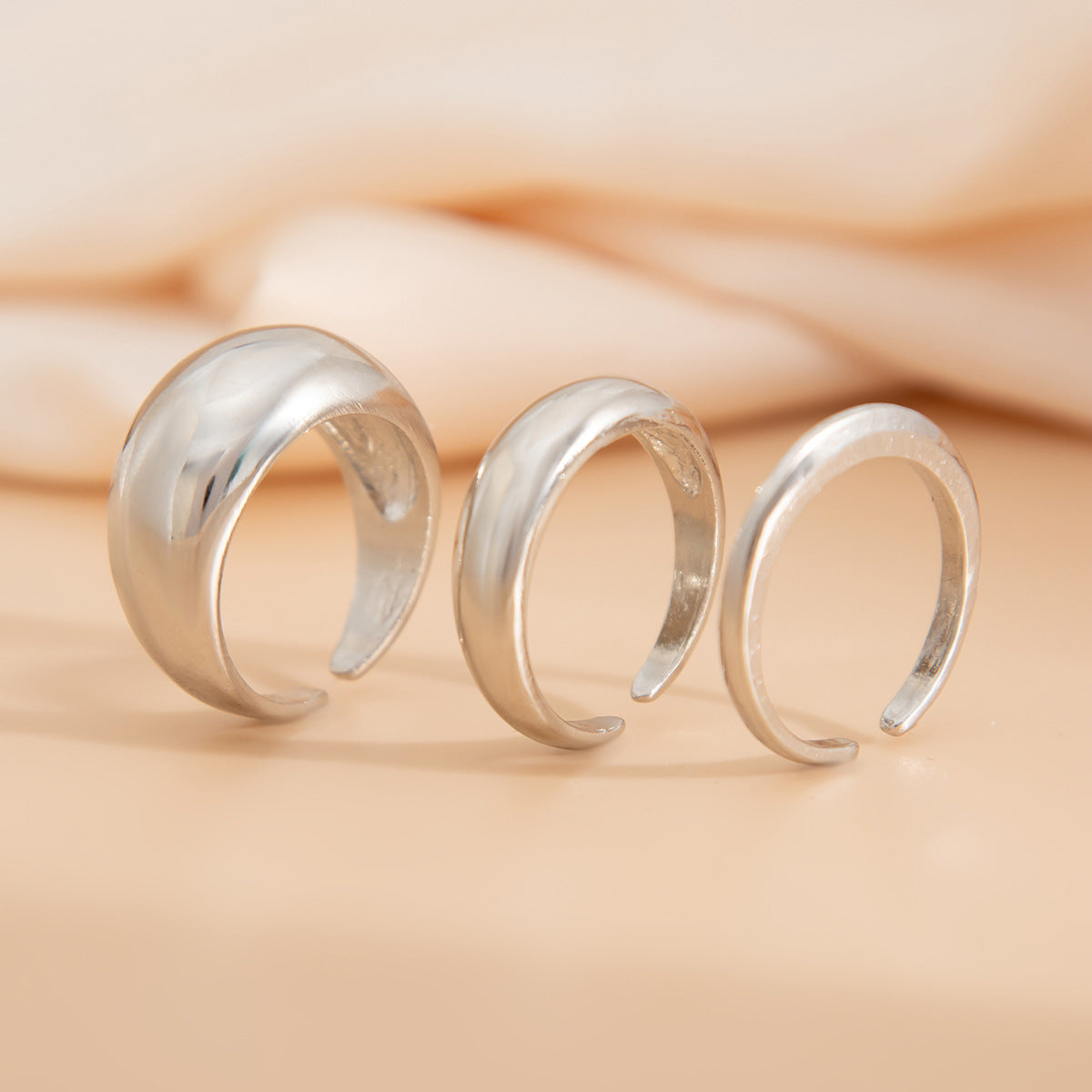 Zilora – Set aus 3 Ringen 💫 Eleganz trifft auf Moderne
