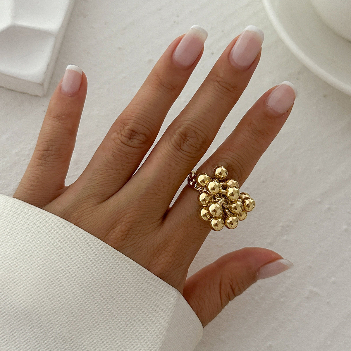 Zilora – Eleganter Wickelring mit Perlen-Design ✨ Verstellbar und stilvoll