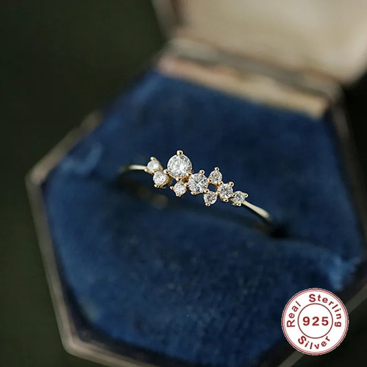 Zilora – Eleganter Zirkonia-Ring 🌟 Minimalistisches Design in Gold