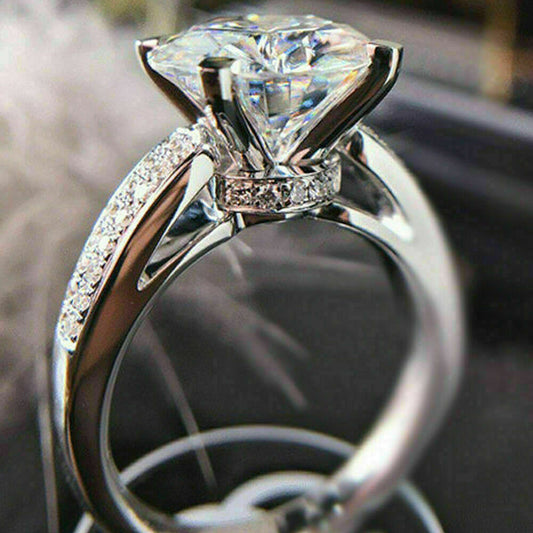 Zilora – Koreanischer Blütenknospen-Ring ✨ Zarte Eleganz mit Luxus-Touch