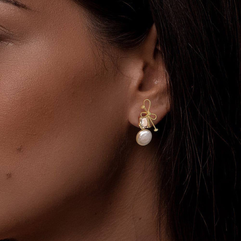 Zilora – Elegante Silber Perlenohrringe ✨ Zart & Stilvoll