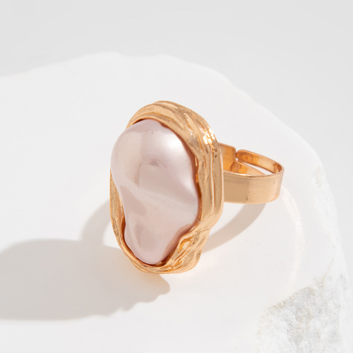 Zilora – Barockringe mit unregelmäßigen Perlen & Retro-Design