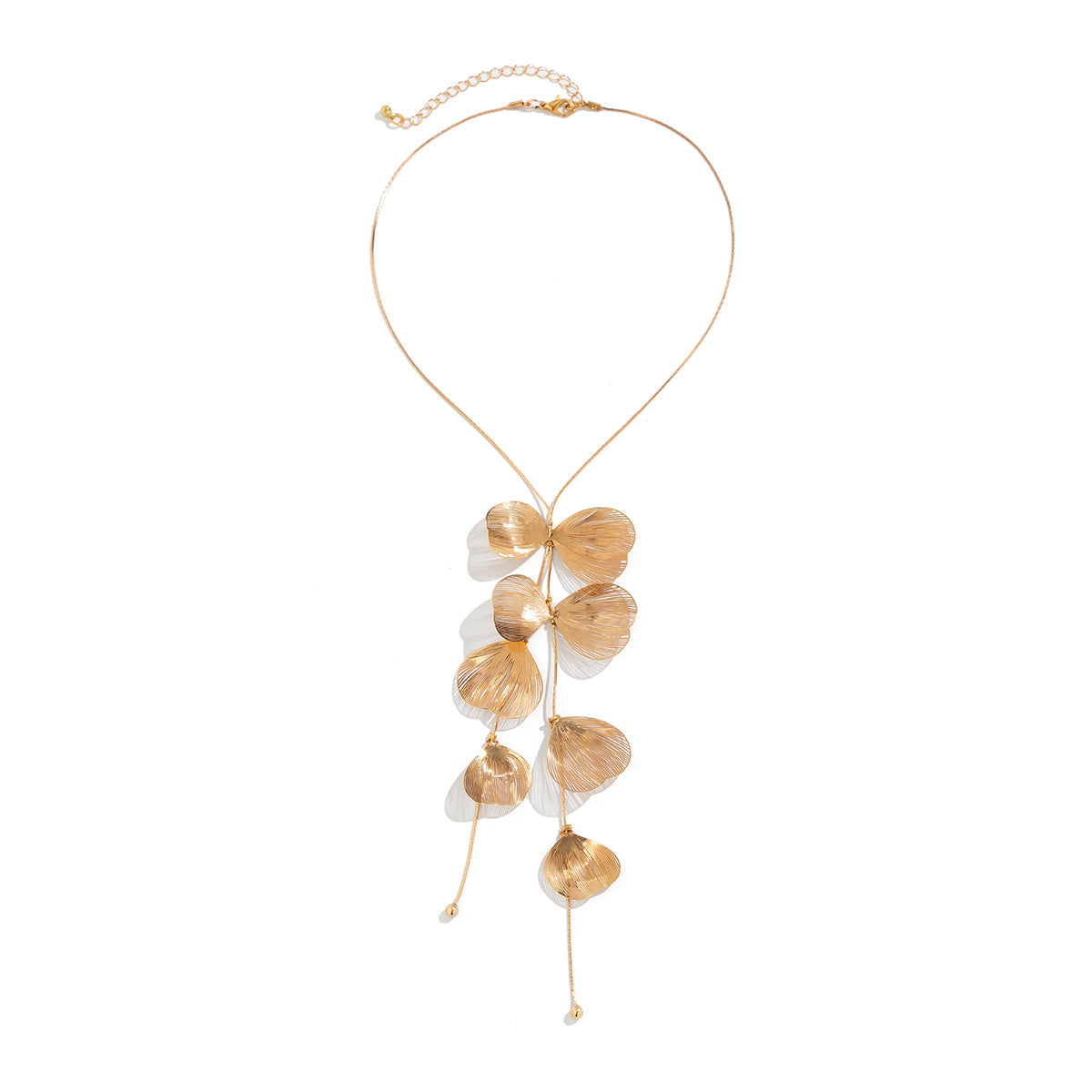 Zilora – Elegante Ginkgo-Blatt-Kette mit zarten Tasseln ✨