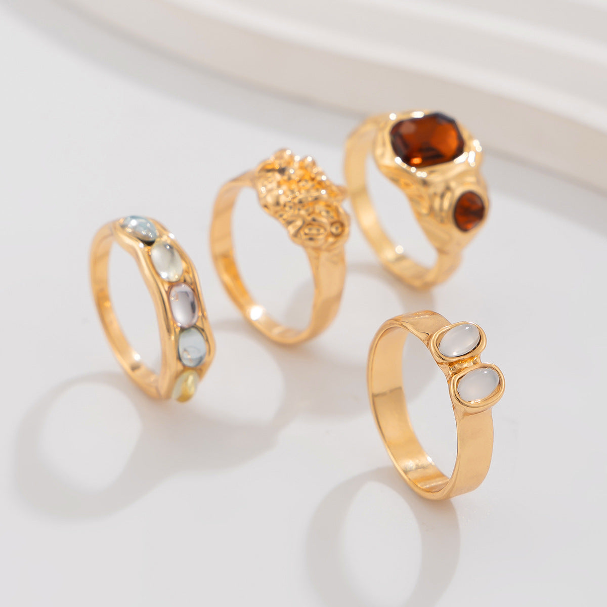 Zilora – Stilvolles Retro-Ring-Set 💍 Zeitlose Eleganz mit funkelnden Details ✨