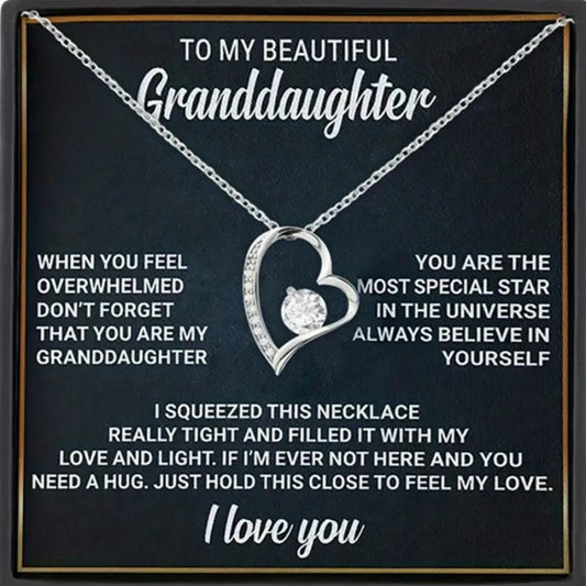 Zilora – Herzanhänger-Kette 💖 Funkelnder Charme – Perfekt als Geschenk ✨